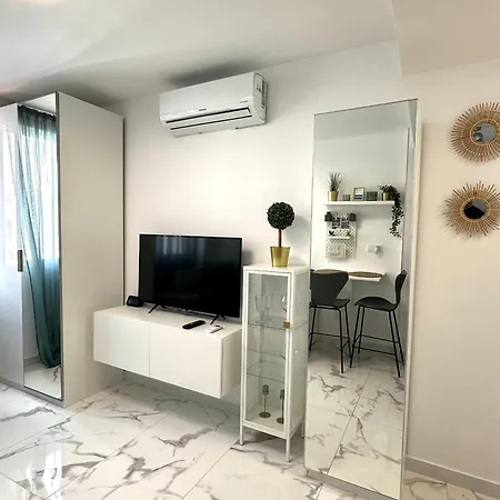 Estudio “the Mirror” Apartment Torrevieja