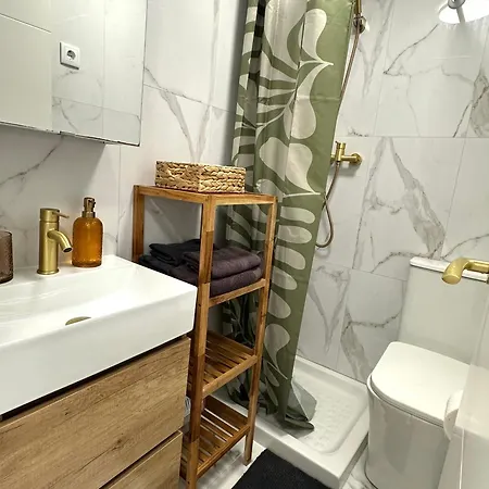 Estudio “the Mirror” *